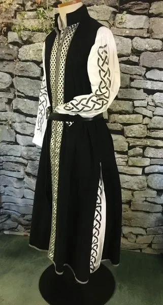 Celtic Duster Outfit - 3 garments in white/black/silver