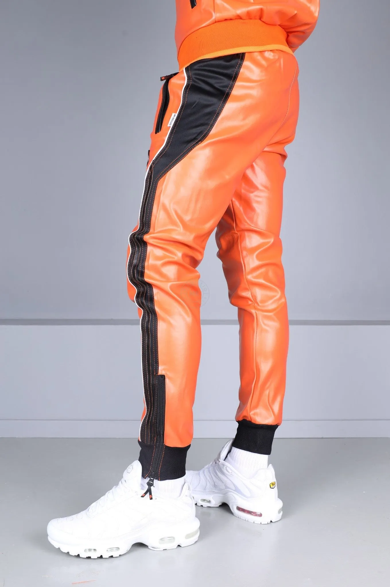 MR. 24 Tracksuit Pants – Orange