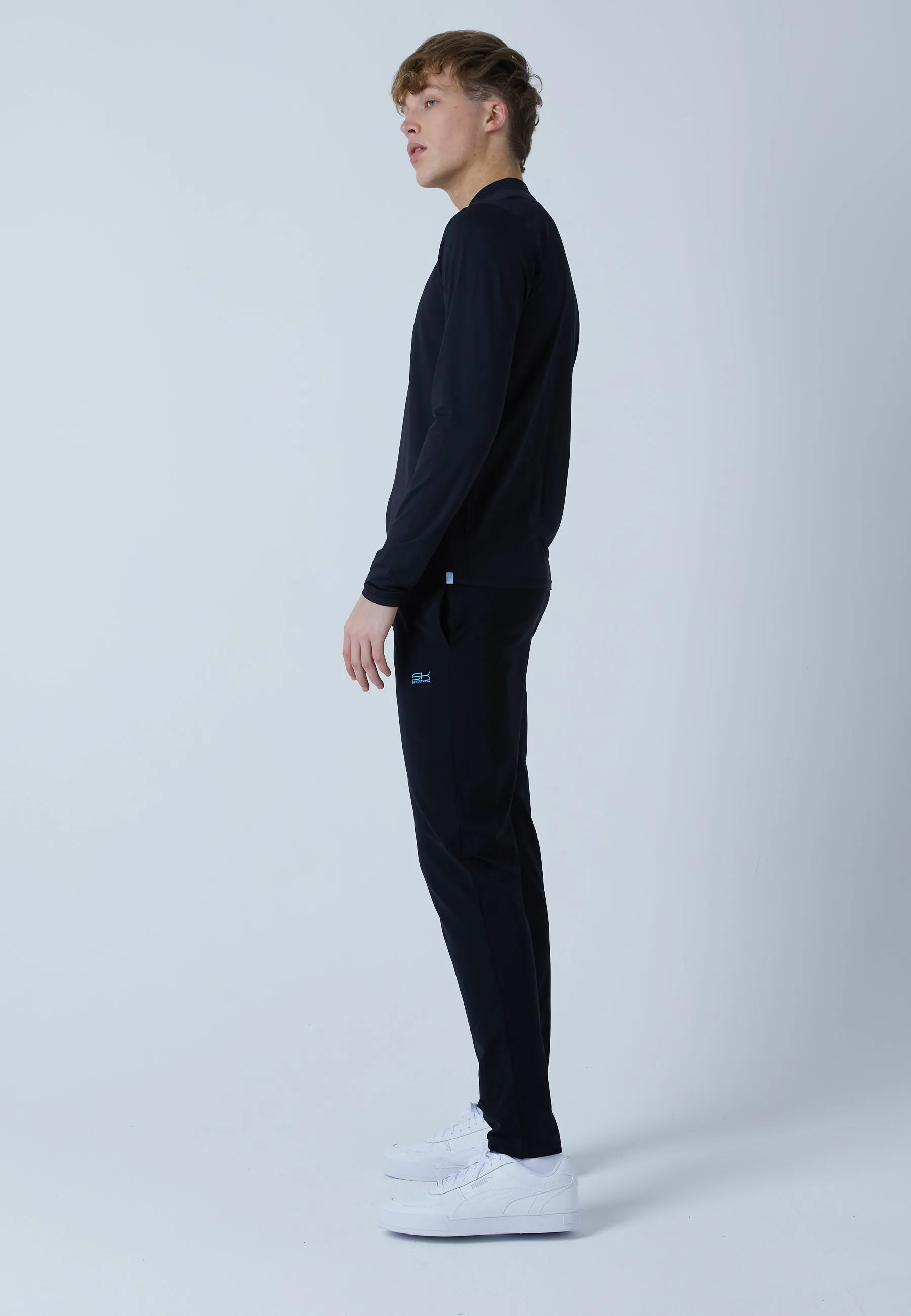 Tracksuit bottoms narrow, black