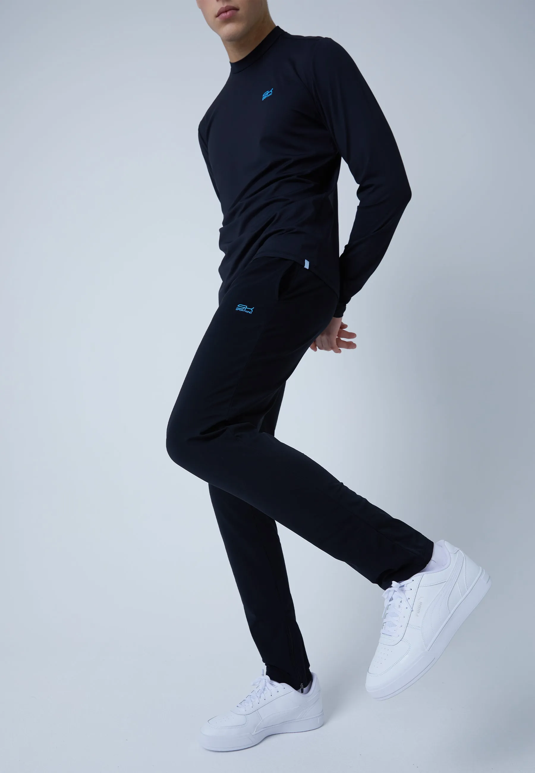 Tracksuit bottoms narrow, black