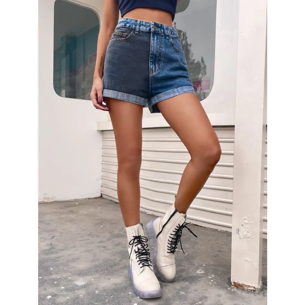 Two Tone Roll Up Hem Slant Pocket Zipper Denim Shorts